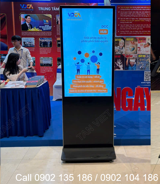 Cho thuê standee điện tử 55 inch chính hãng, chất lượng, giá rẻ